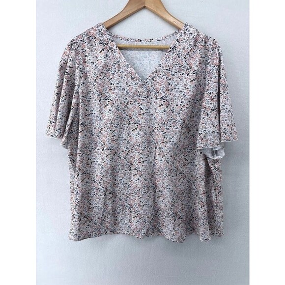 Women's Shein Plus Size 3X Floral Top Flutter Sleeve Work Wear - Picture 1 of 5